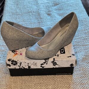 Chinese Laundry Glittering Silver Wedges